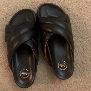 ATP Atelier, AIRALI sandals